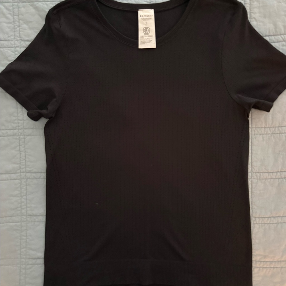 Athleta in motion tee